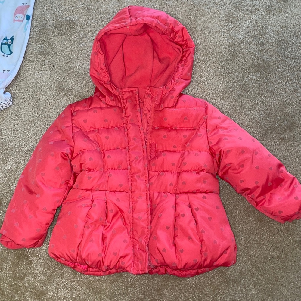 This coat was only worn a little this winter by my daughter it’s very warm.